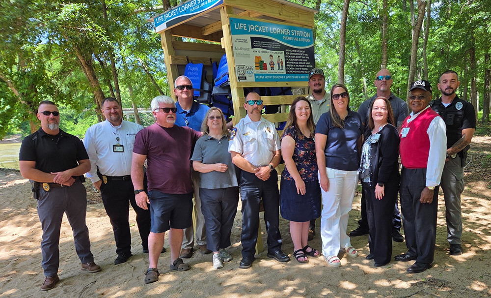 Life Jacket Loaner Station Dedication Life Jacket Loaner Station Dedication